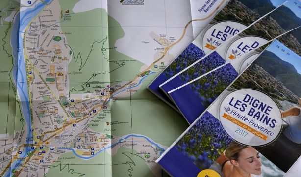 Le nouveau plan touristique de Digne-les-Bains basé sur OSM